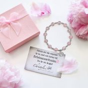 Smycke som stödjer bröstcancer